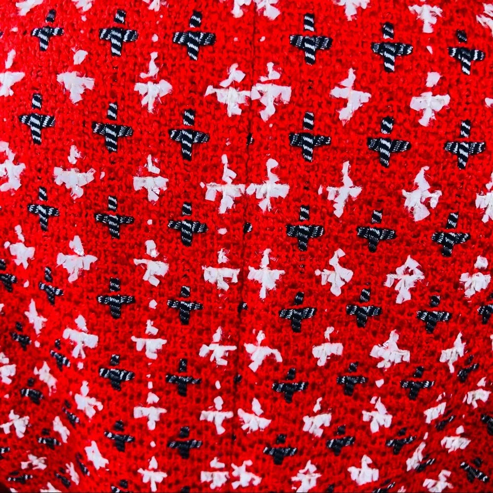 Doncaster multicolored red, white, black & silver metallic thread skirt suit szM - Picture 8 of 15